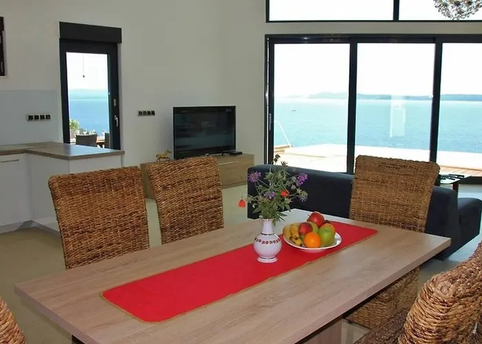 Andrea 别墅 特罗吉尔